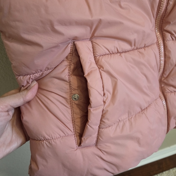 Old Navy Women Pink Full Zip Quilted Puffer Vest Size Medium Fall Winter - Picture 3 of 7